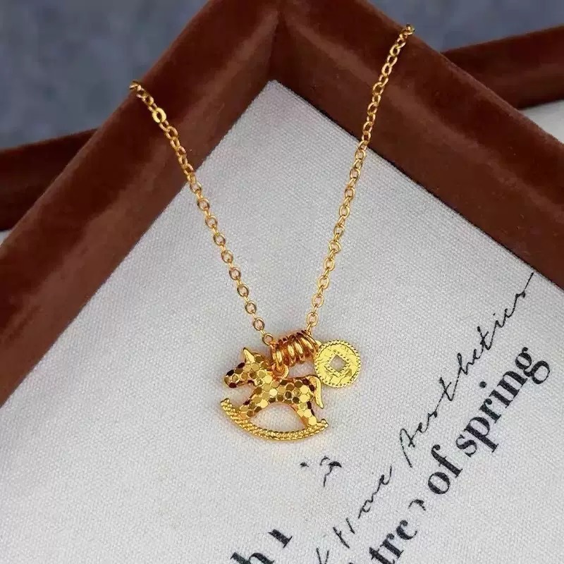 Sparkling Ice Crack Horse Pend - Coin Necklace Delicate recension och pris