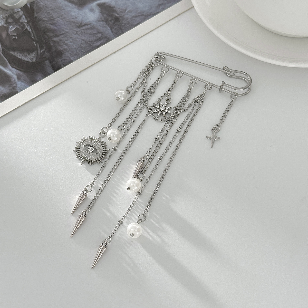 Imitation Pearl Brooch Elegant - Women'S Accessories For Formal Wear recension och pris