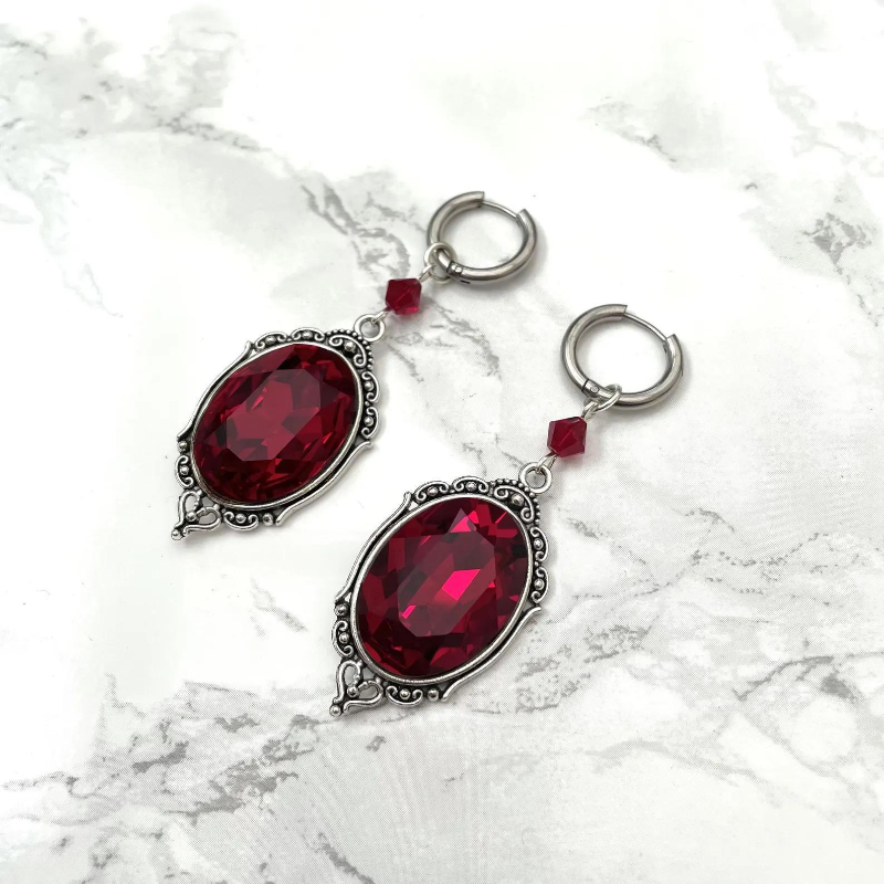Vampire Cameo Earrings, Gothic - Women'S Vampire Accessories recension och pris