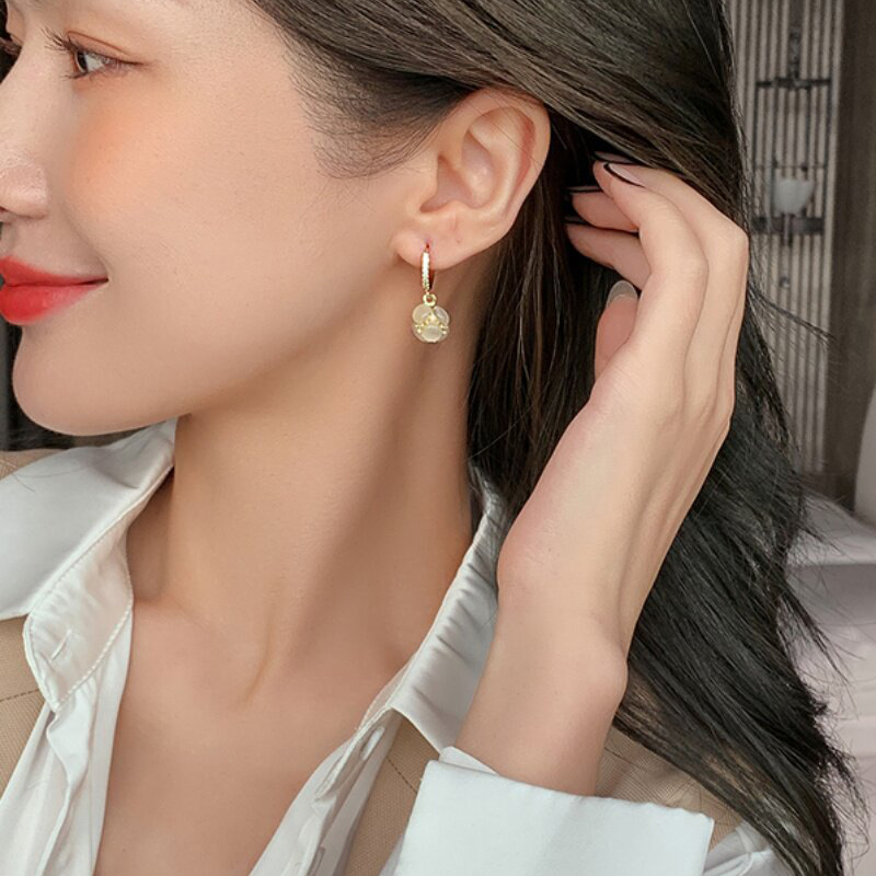 Elegant Cat's Eye Stone Round  - Women'S Accessories Trends 2026 recension och pris