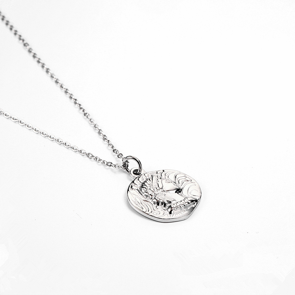 Gold Plated Queen Elizabeth Po - Coin Necklace Delicate recension och pris