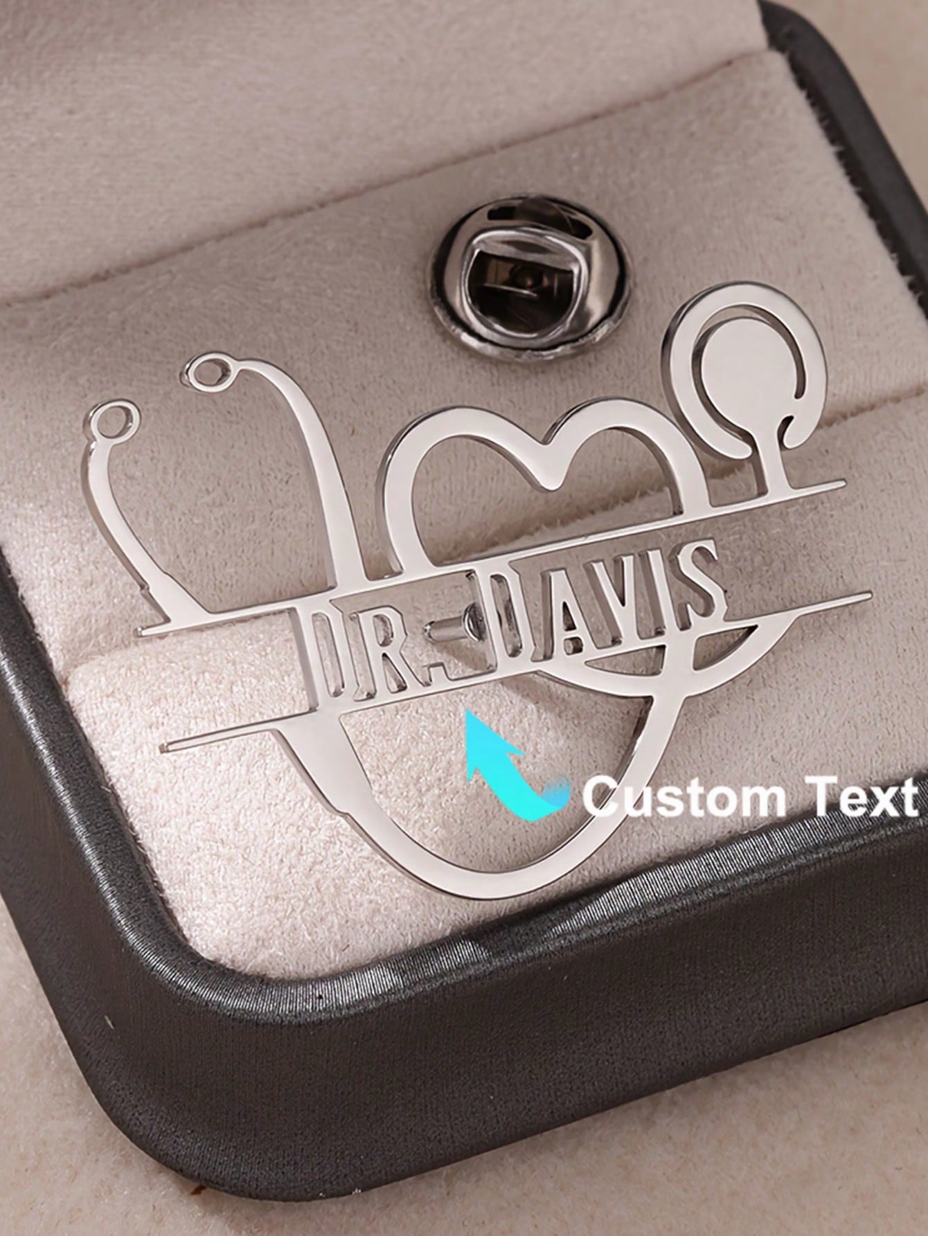 Personalized Vintage Stethosco - Brooch Pin Gold recension och pris