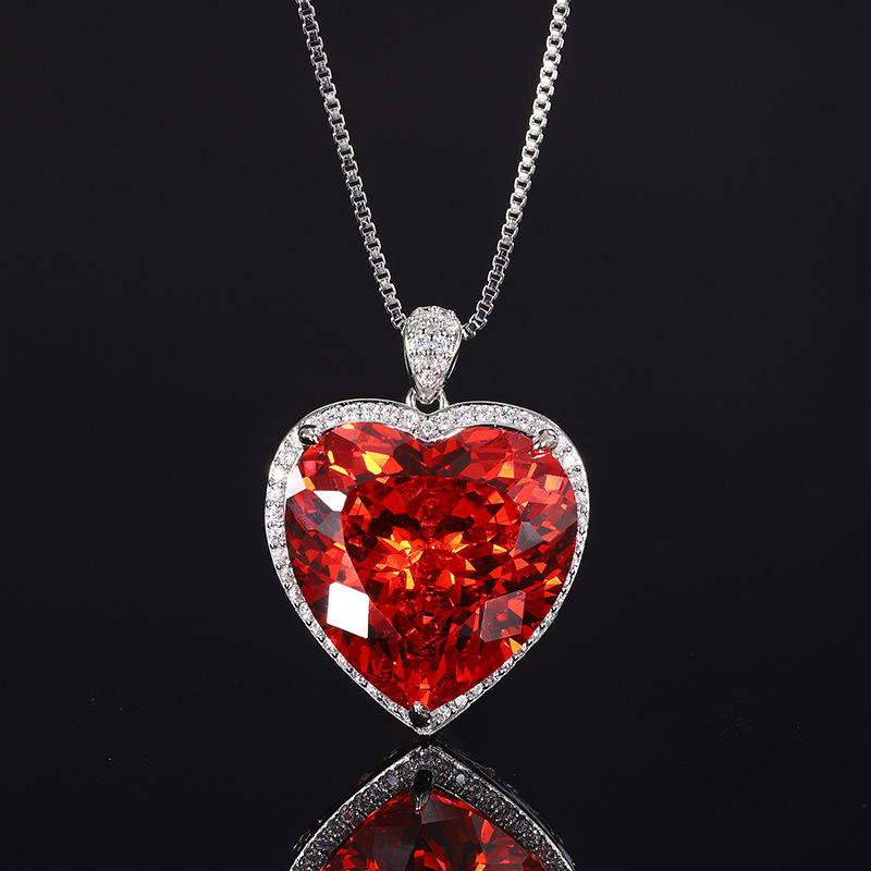 Shiny Cut Heart Pendant Neckla - Women Accessories In Wholesale recension och pris