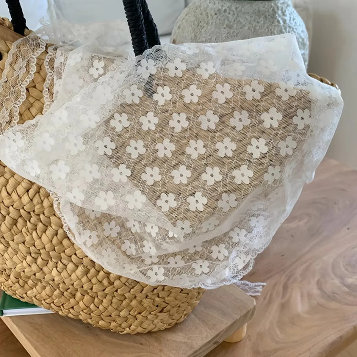 Elegant Lace Neck Scarf for Wo - Women Accessories Shop Design recension och pris