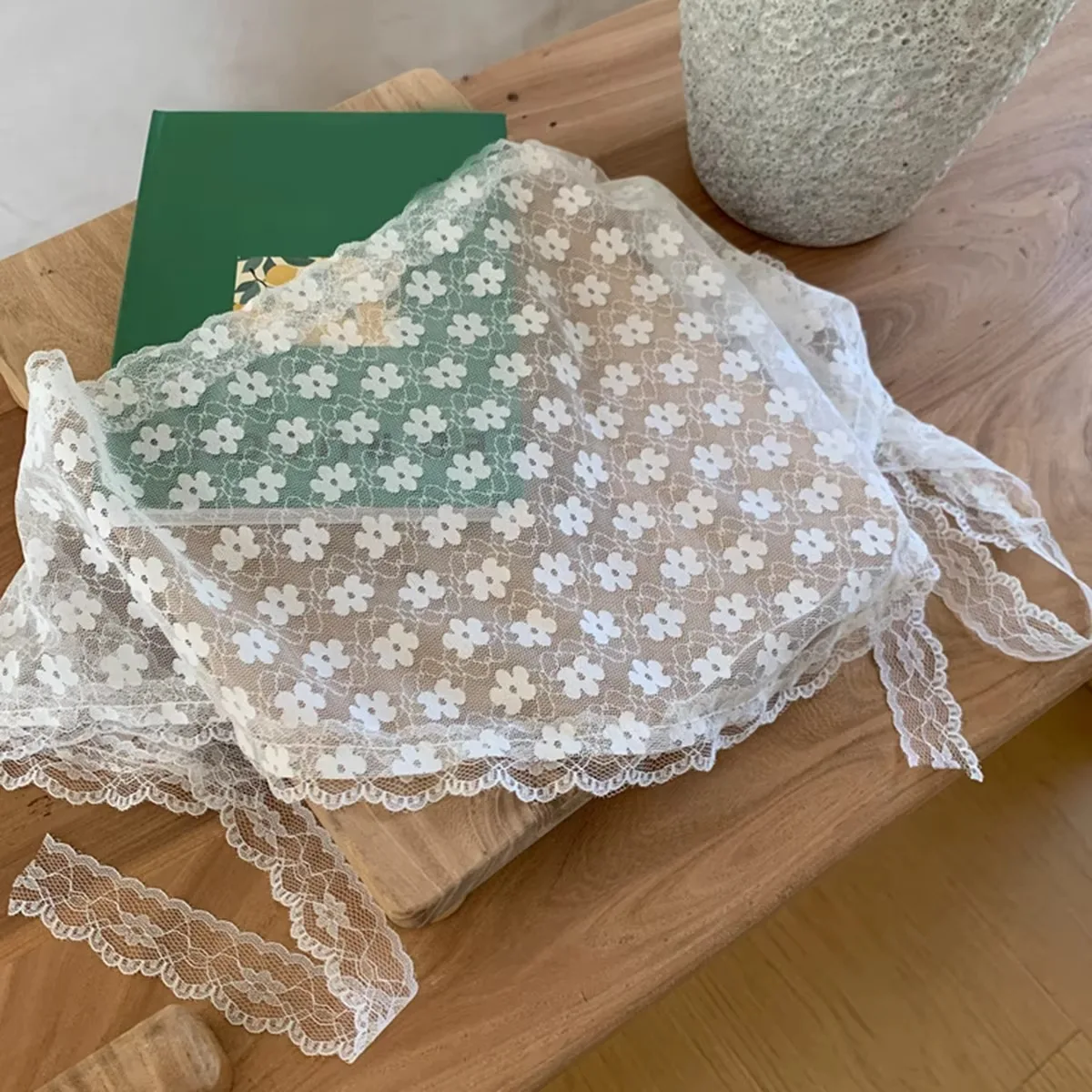 Elegant Lace Neck Scarf for Wo - Women Accessories Shop Design recension och pris